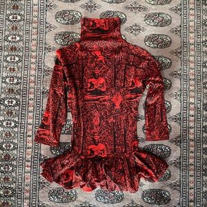 Buddha pattern tunic stretchy fitted top